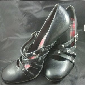 American Eagle  heels